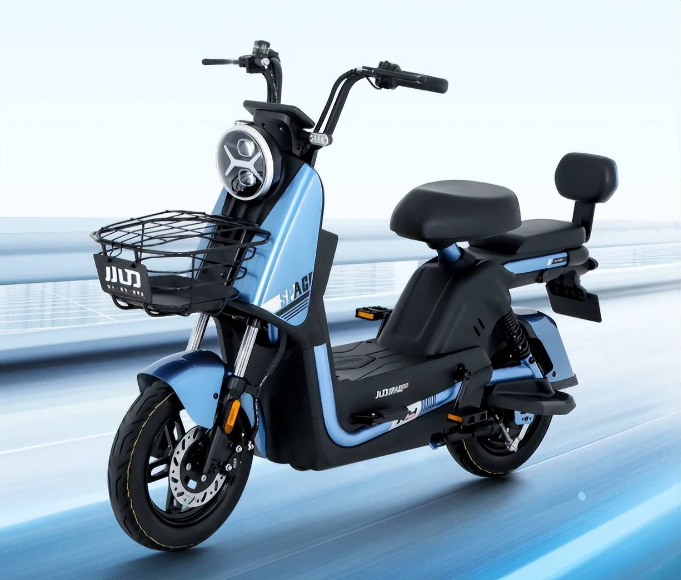 10月起,電動車價格戰開打,雅迪、綠源、小刀參與,降幅千元以上