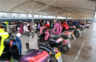 電動車上牌服務進企業(yè) 便捷高效的安全管理新舉措